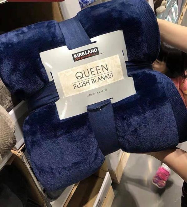 KirkLand Plush Blanket Queen