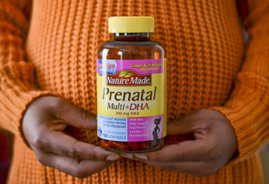 review-vitamin-bau-my-prenatal-multi-dha-tot-nhat-hien-nay-4-1-380x260