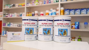 sữa non Alpha Lipid đắp mặt